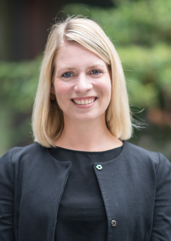 Portrait of the BAMF employee Veronika Held (Source: BAMF) Portrait of the BAMF employee Veronika Held